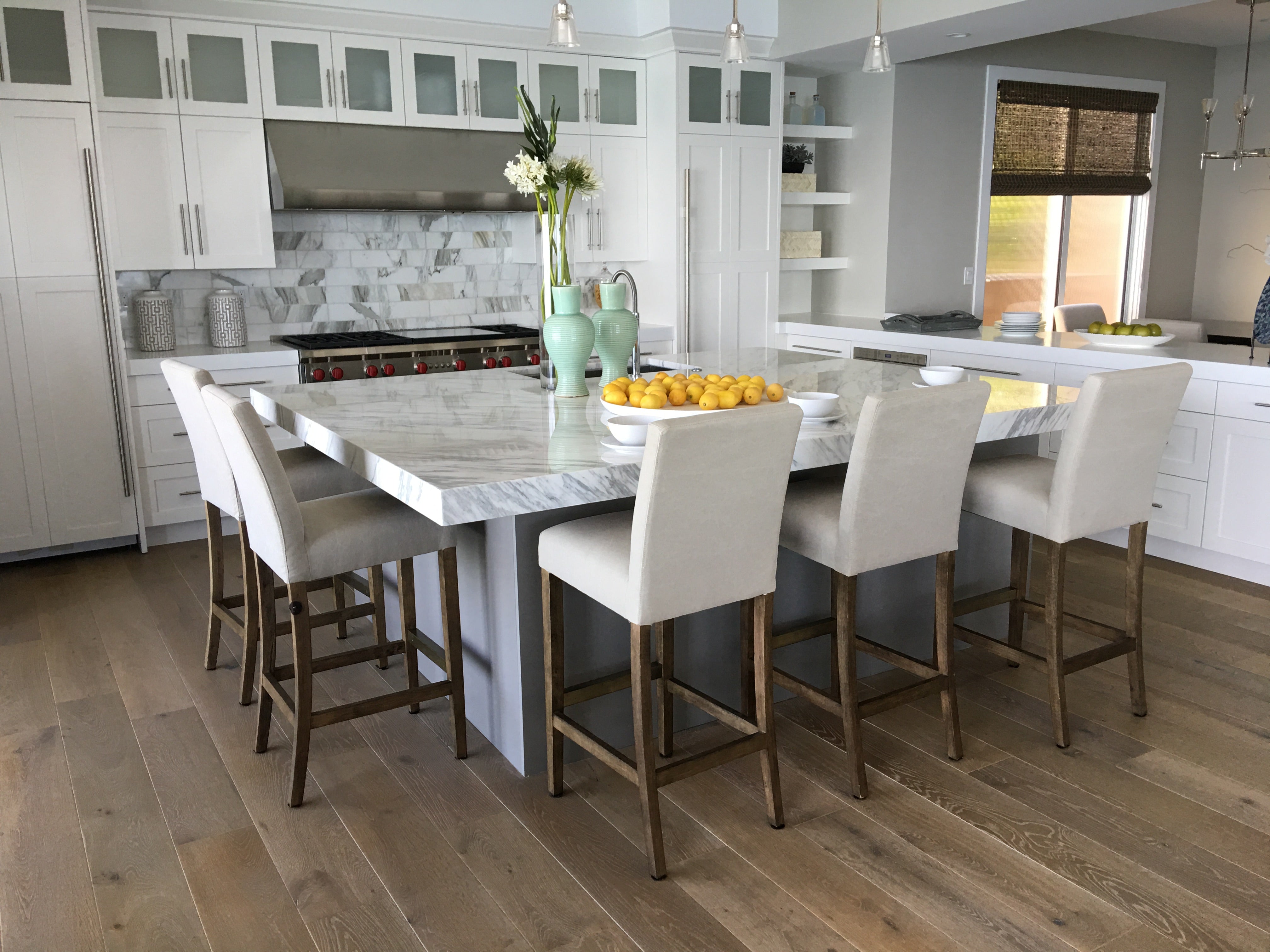 Smooth vs. Wirebrushed Hardwood Flooring Texture