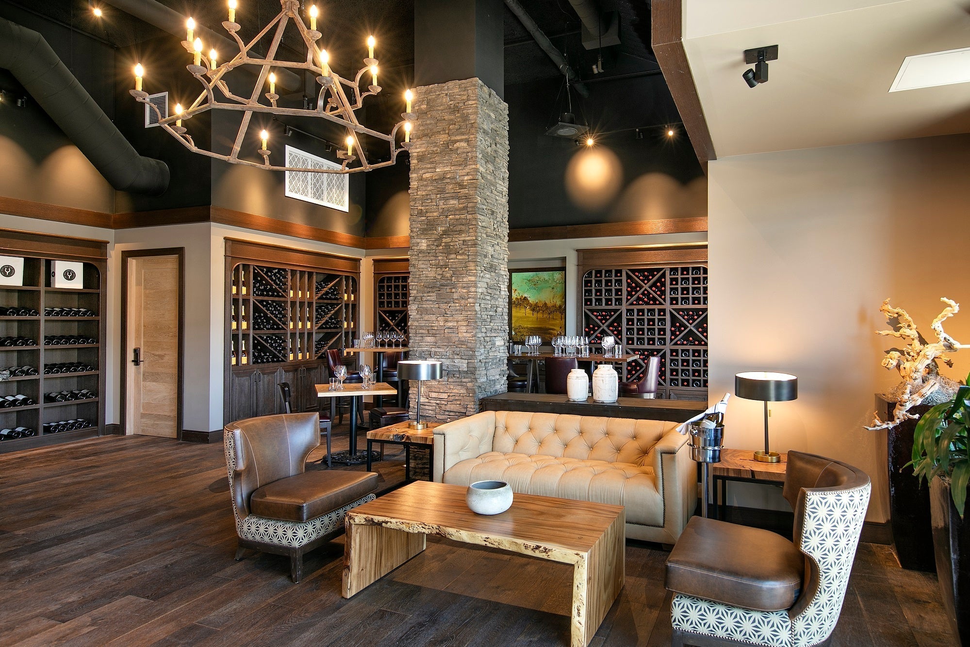 Light vs Dark French White Oak Floors: What Designers Recommend