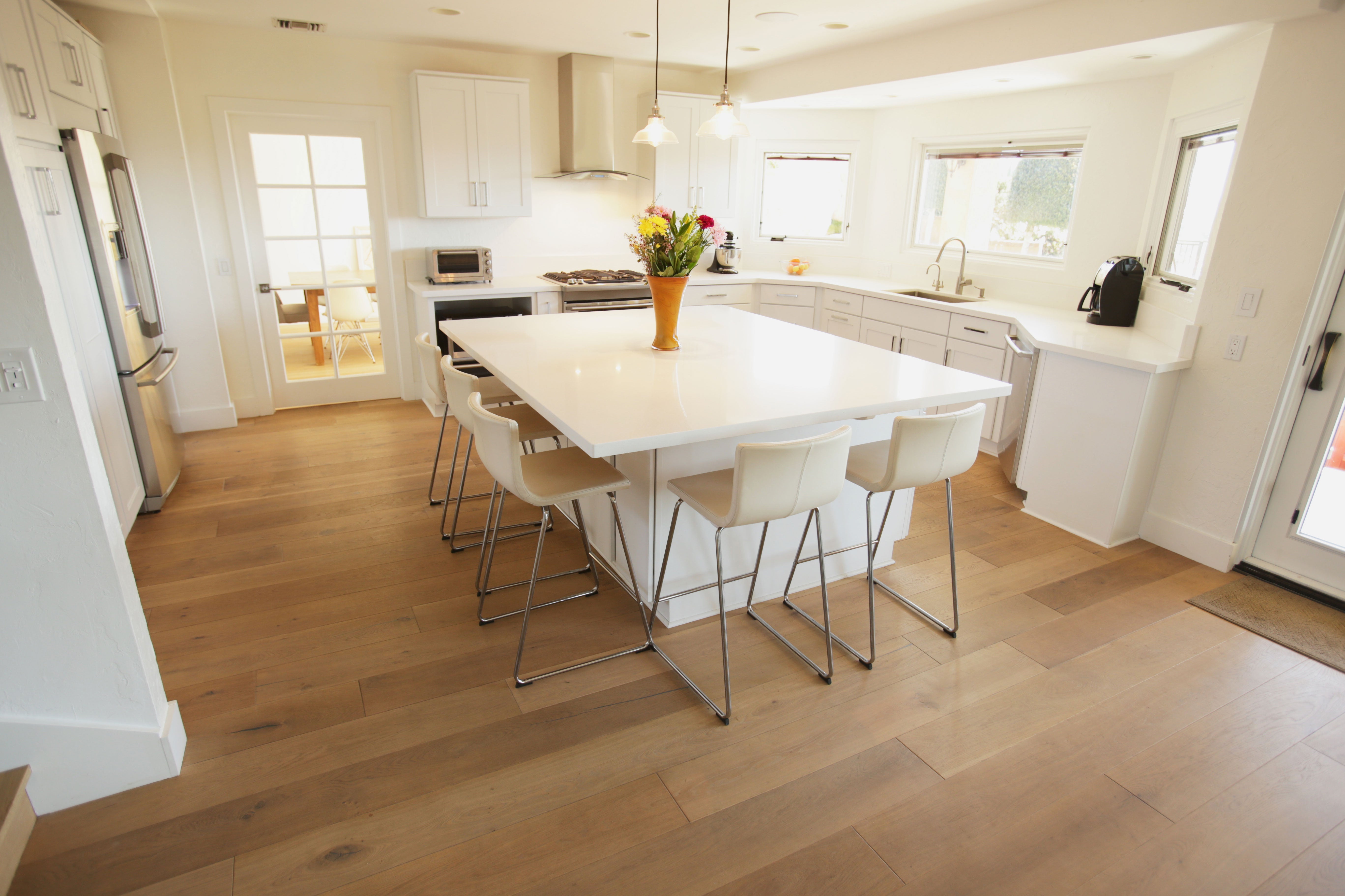 How Custom French White Oak Floor Colors Are Created